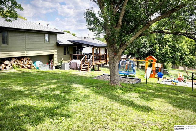 11431 Kansas Circle, Omaha, NE 68164