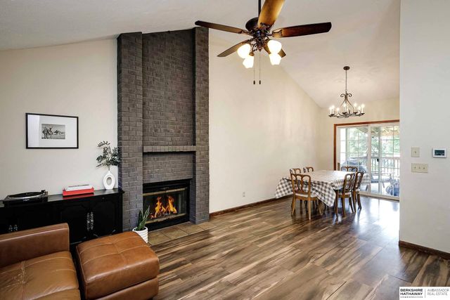 11431 Kansas Circle, Omaha, NE 68164