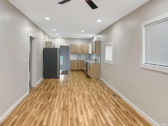 104 E Tennessee Street, Evansville, IN 47711