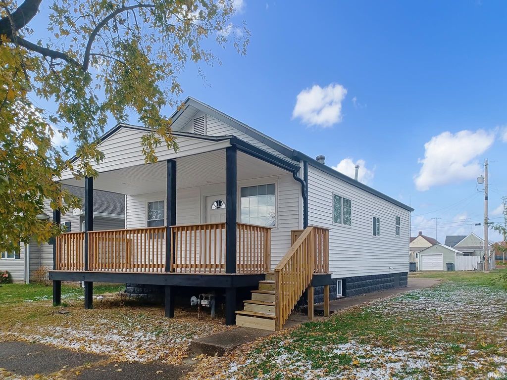 104 E Tennessee Street, Evansville, IN 47711