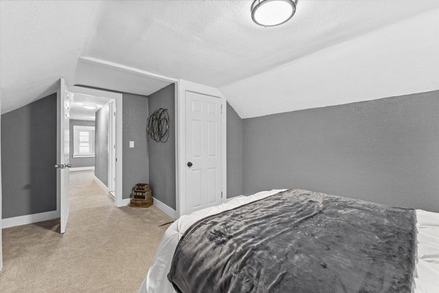 3530 W Park Hill AVENUE, Milwaukee, WI 53208