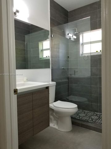 10889 NW 58th Ter, Doral, FL 33178