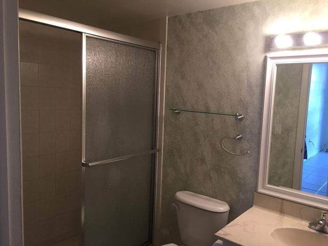 17500 N Bay Road S508, Sunny Isles Beach, FL 33160