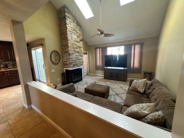 88 Nipmuc Trail C, North Providence, RI 02904