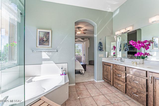 2432 W Calle Casas Lindas, Green Valley, AZ 85622