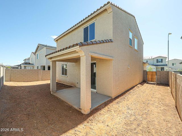 2716 E BOULDER Avenue, Apache Junction, AZ 85119