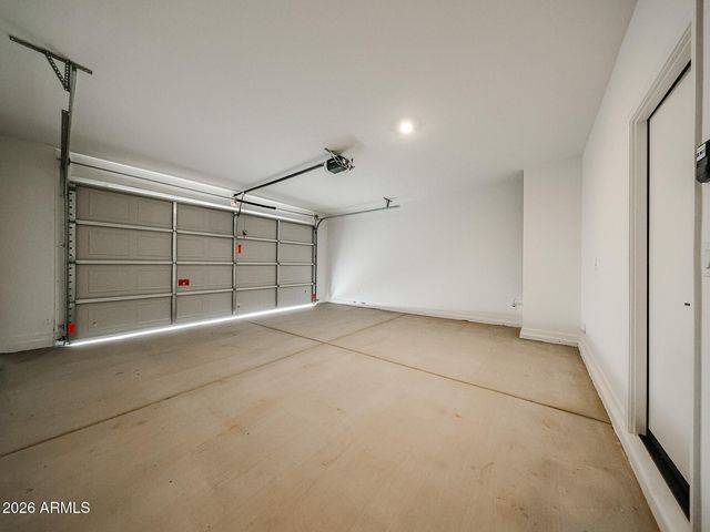 2716 E BOULDER Avenue, Apache Junction, AZ 85119