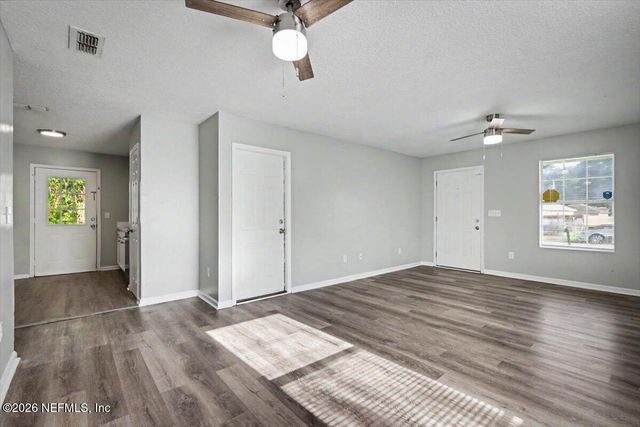 7818 INDIA Avenue, Jacksonville, FL 32211