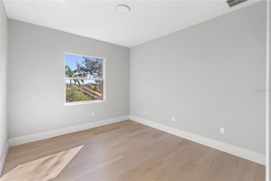 Image 21 of property listing at 11007 BIG BASS PLACE, Bradenton, FL 34212