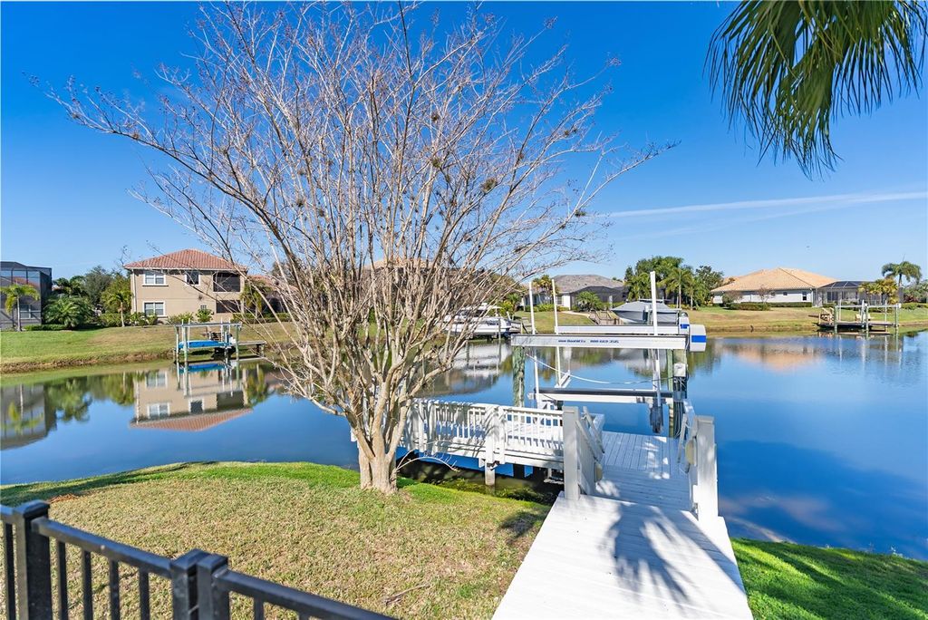 Image 30 of property listing at 11007 BIG BASS PLACE, Bradenton, FL 34212