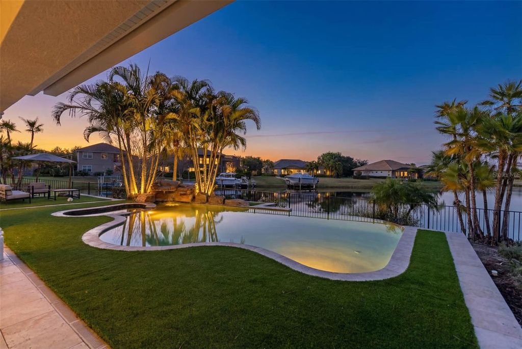 Image 37 of property listing at 11007 BIG BASS PLACE, Bradenton, FL 34212