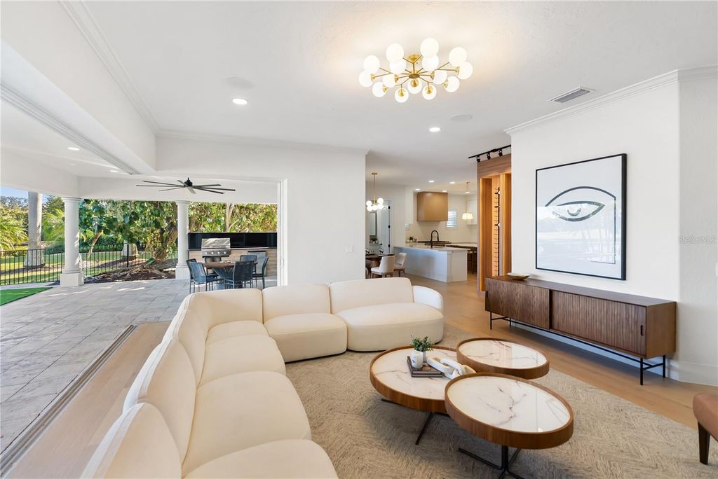 Image 6 of property listing at 11007 BIG BASS PLACE, Bradenton, FL 34212