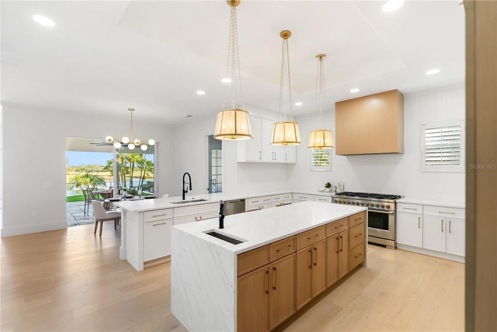 Image 8 of property listing at 11007 BIG BASS PLACE, Bradenton, FL 34212