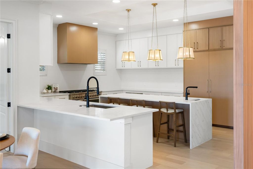 Image 9 of property listing at 11007 BIG BASS PLACE, Bradenton, FL 34212