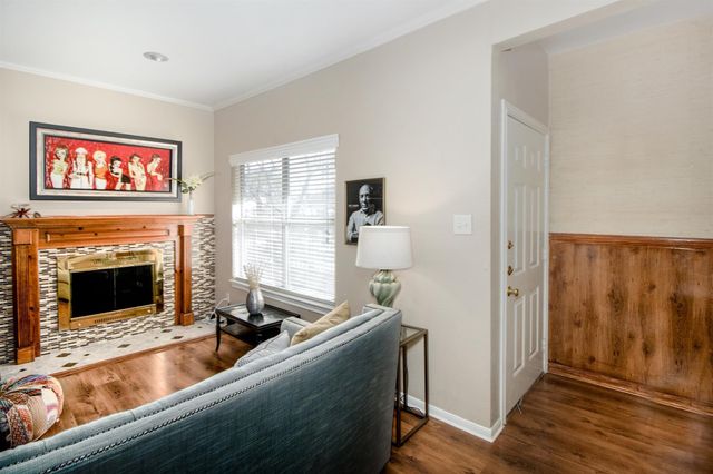 728 Bering Drive K, Houston, TX 77057