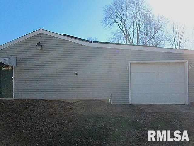 111 MOSCHEL Street, East Peoria, IL 61611