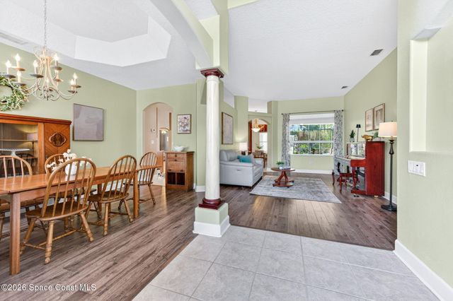 270 Brandy Creek Circle SE, Palm Bay, FL 32909