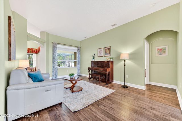 270 Brandy Creek Circle SE, Palm Bay, FL 32909