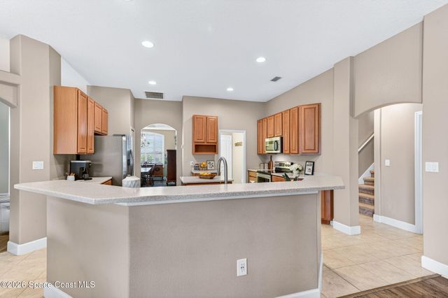 270 Brandy Creek Circle SE, Palm Bay, FL 32909