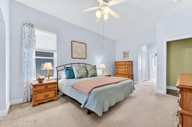 270 Brandy Creek Circle SE, Palm Bay, FL 32909