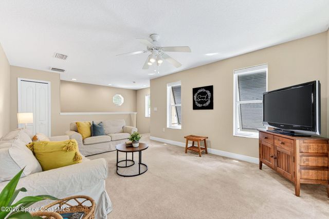 270 Brandy Creek Circle SE, Palm Bay, FL 32909