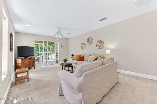 270 Brandy Creek Circle SE, Palm Bay, FL 32909
