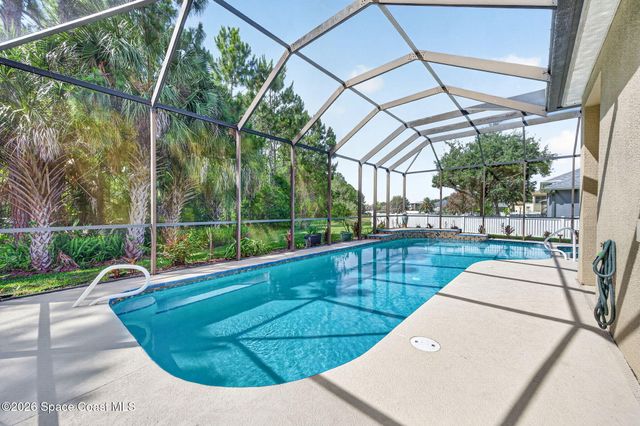 270 Brandy Creek Circle SE, Palm Bay, FL 32909