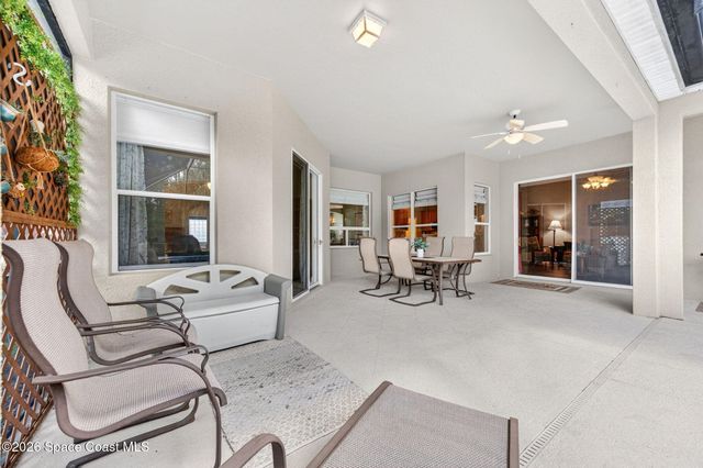 270 Brandy Creek Circle SE, Palm Bay, FL 32909