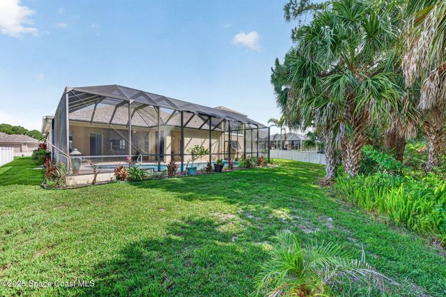 270 Brandy Creek Circle SE, Palm Bay, FL 32909