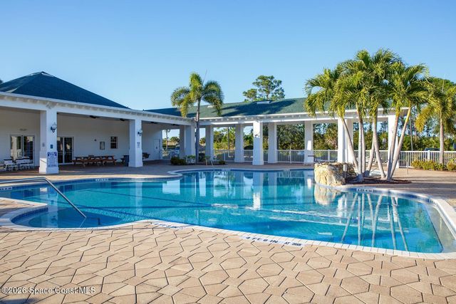270 Brandy Creek Circle SE, Palm Bay, FL 32909