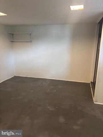 329 N OAK AVE, Clifton Heights, PA 19018