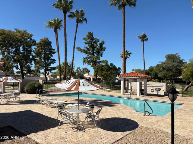 6527 N MARYLAND Circle, Phoenix, AZ 85013