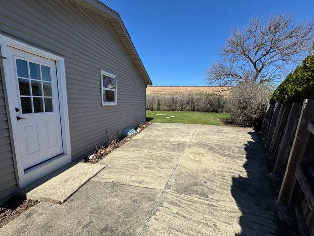 2018 E Ivy Lane, Mount Prospect, IL 60056