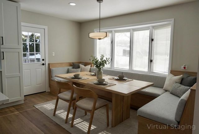 2018 E Ivy Lane, Mount Prospect, IL 60056