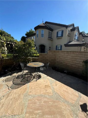 26900 Seurat Lane, Valencia, CA 91355