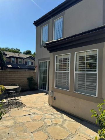 26900 Seurat Lane, Valencia, CA 91355