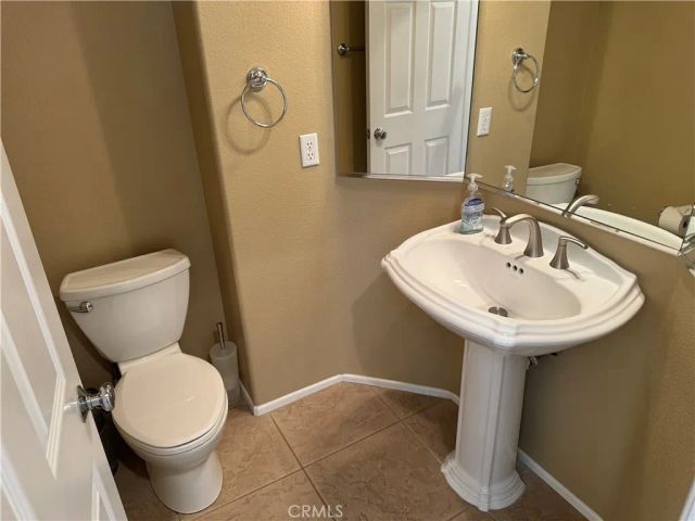 26900 Seurat Lane, Valencia, CA 91355