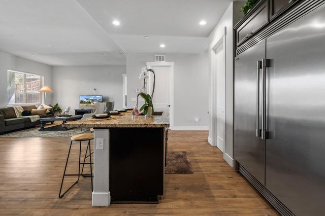 1847 Outrigger Ln, Lathrop, CA 95330