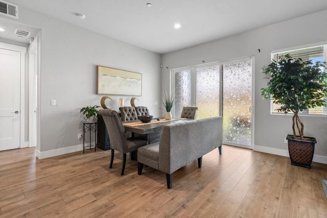 1847 Outrigger Ln, Lathrop, CA 95330