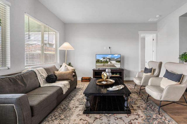 1847 Outrigger Ln, Lathrop, CA 95330