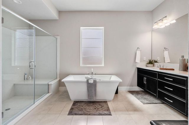 1847 Outrigger Ln, Lathrop, CA 95330