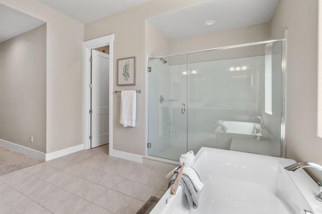 1847 Outrigger Ln, Lathrop, CA 95330