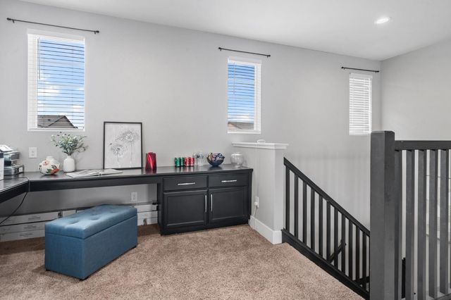 1847 Outrigger Ln, Lathrop, CA 95330