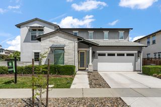 1847 Outrigger Ln, Lathrop, CA 95330