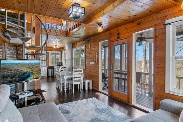 56 Robins Ridge, Blue Ridge, GA 30513