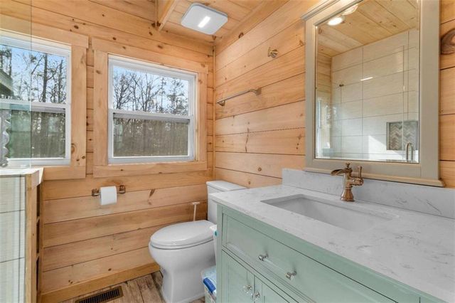 56 Robins Ridge, Blue Ridge, GA 30513