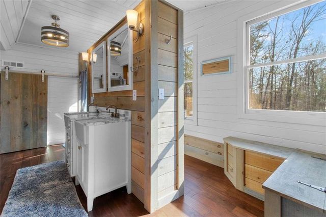 56 Robins Ridge, Blue Ridge, GA 30513