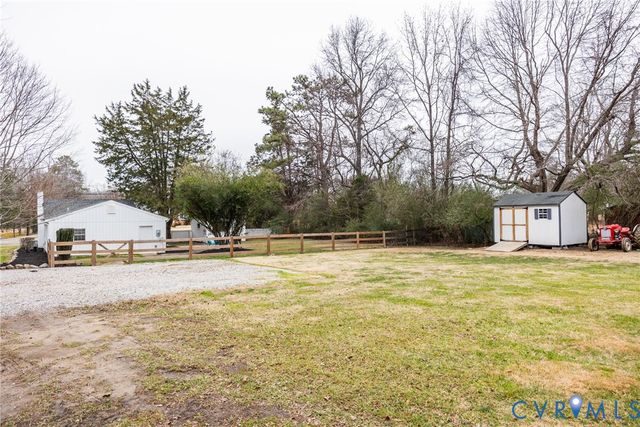 795 Snead Rd, Manakin Sabot, VA 23103