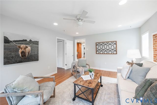 795 Snead Rd, Manakin Sabot, VA 23103