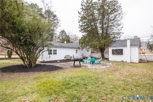 795 Snead Rd, Manakin Sabot, VA 23103
